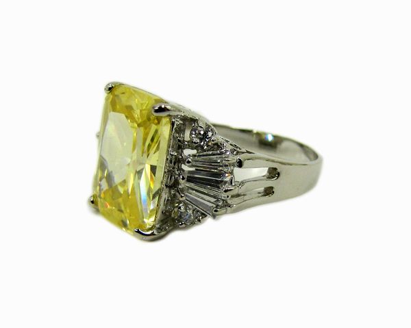 ring with square-cut yellow topaz gem