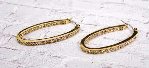 GOLD OVAL CRYSTAL HOOP EARRINGS - Image 6