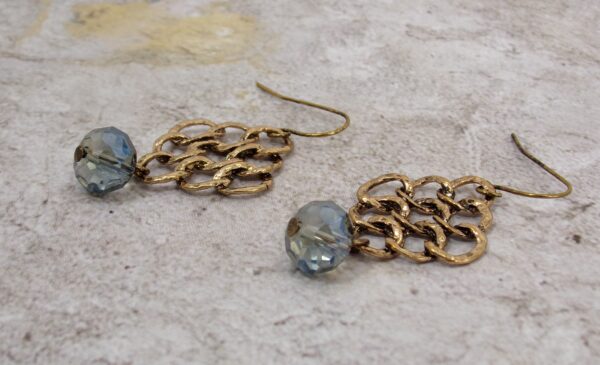 OPEN LATTICE LINK EARRINGS WITH BLUE GLASS BEAD - Image 6