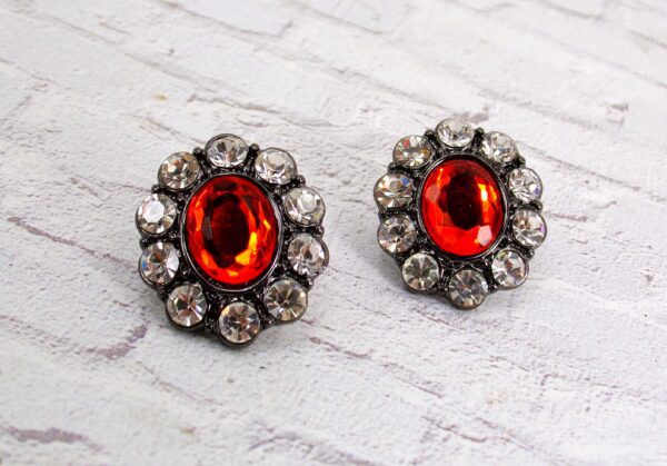 RED AND CLEAR OVAL CRYSTAL EARRINGS - Image 7