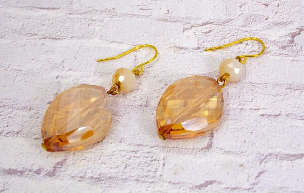TOPAZ ORANGE COLOR GLASS BEAD EARRINGS - Image 3