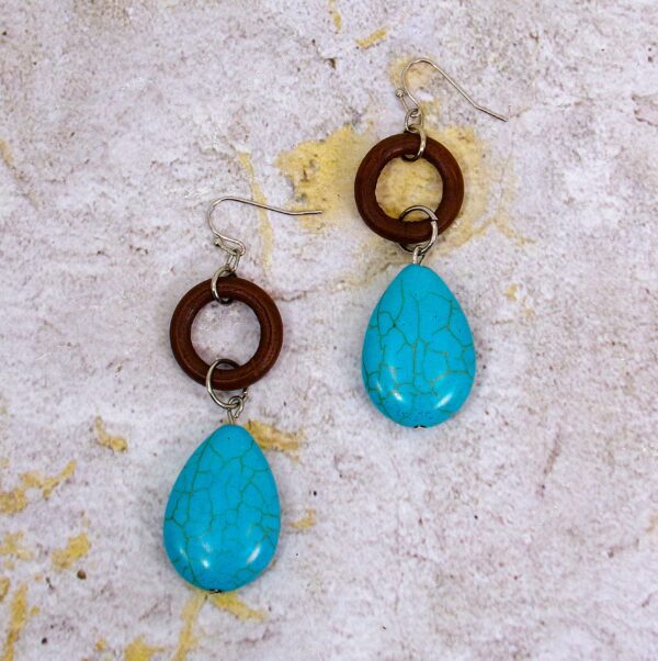 TURQUOISE AND WOOD BEAD EARRINGS - Image 4