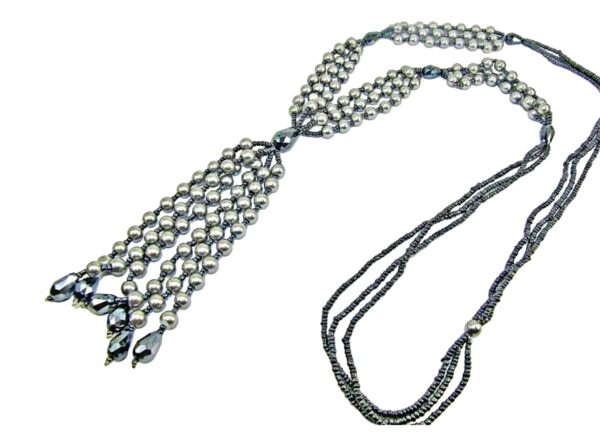 GRAY PEARL AND GLASS BEAD TASSEL NECKLACE - Image 2