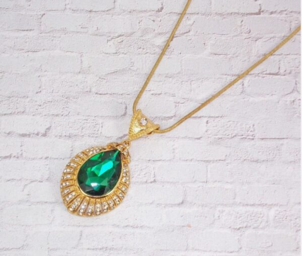 GREEN CRYSTAL TEARDROP PENDANT NECKLACE - Image 6