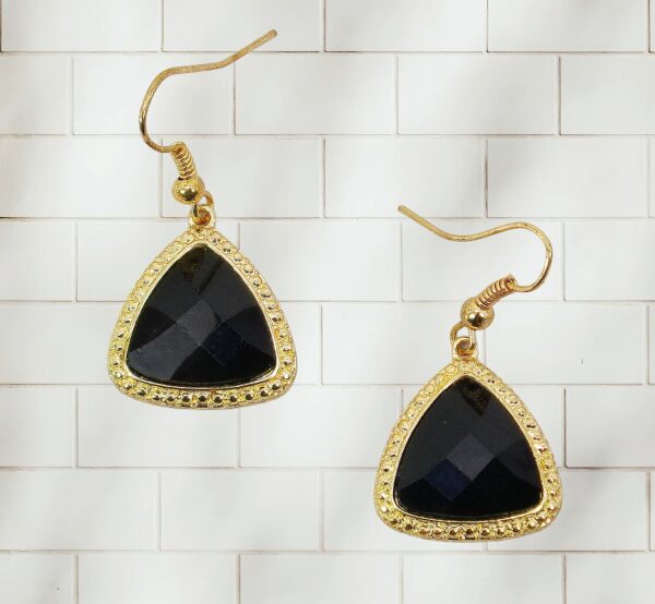 BLACK TRIANGLE SHAPE BEAD EARRINGS IN GOLD SETTING - Image 8