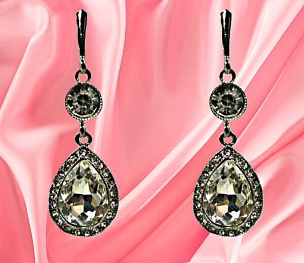 LONG CRYSTAL TEARDROP EARRINGS - Image 4