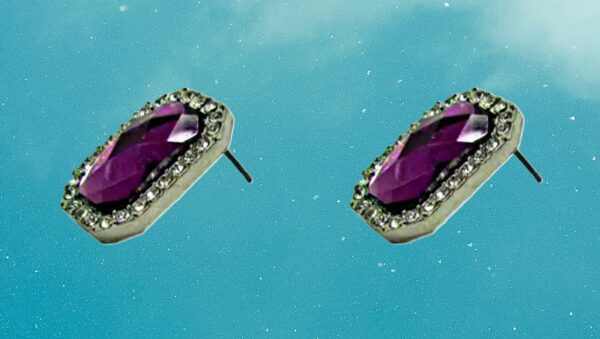 PURPLE AND CLEAR CRYSTAL EARRINGS - Image 6