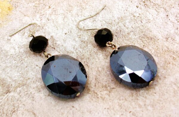 BLACK GLASS DOUBLE BEAD EARRINGS - Image 7