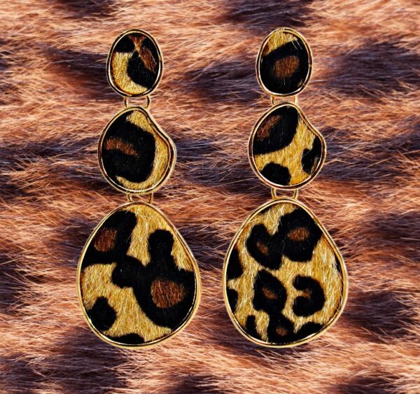 ANIMAL PRINT TRIPLE DROP EARRINGS - Image 3