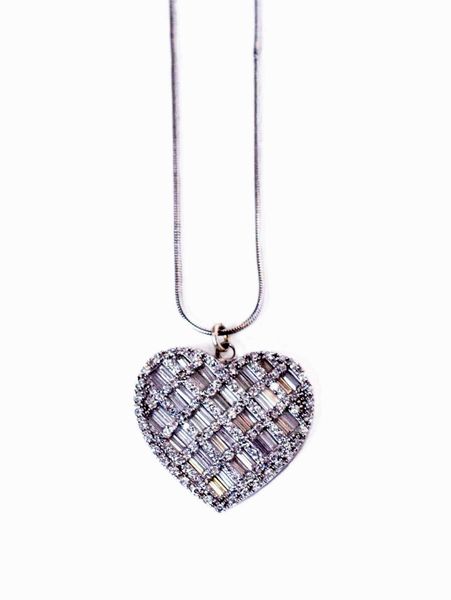 necklace with heart design