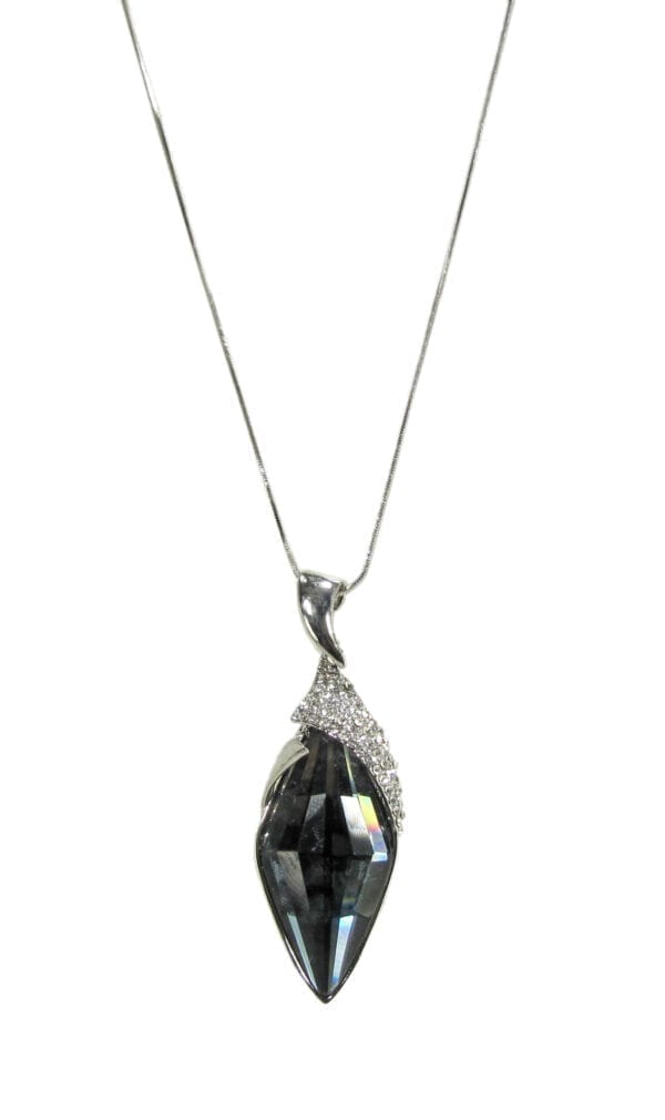 necklace pendant with black gem