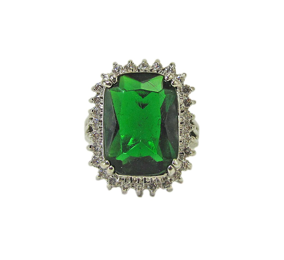 rign with square emerald crystal