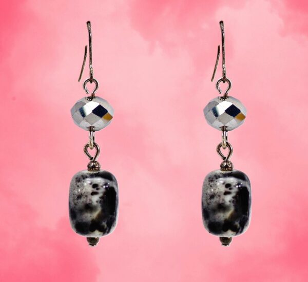 GRAY, SILVER AND BLACK BEAD NECKLACE AND EARRING SET - Image 14