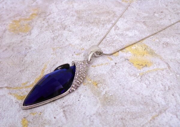 LONG SPARKLING BLUE AND CLEAR CRYSTAL PENDANT - Image 5