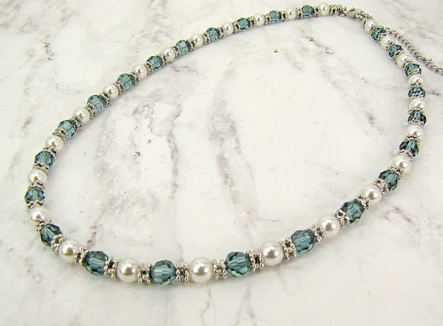 BLUE GLASS & PEARL NECKLACE - Calisa Designs