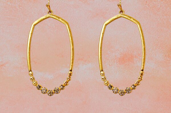 LONG GOLD OVAL EARRING WITH CRYSTALS - Image 8