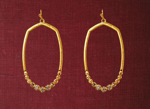 LONG GOLD OVAL EARRING WITH CRYSTALS - Image 6
