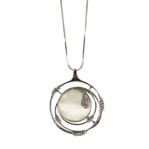 necklace with pearly gem inset
