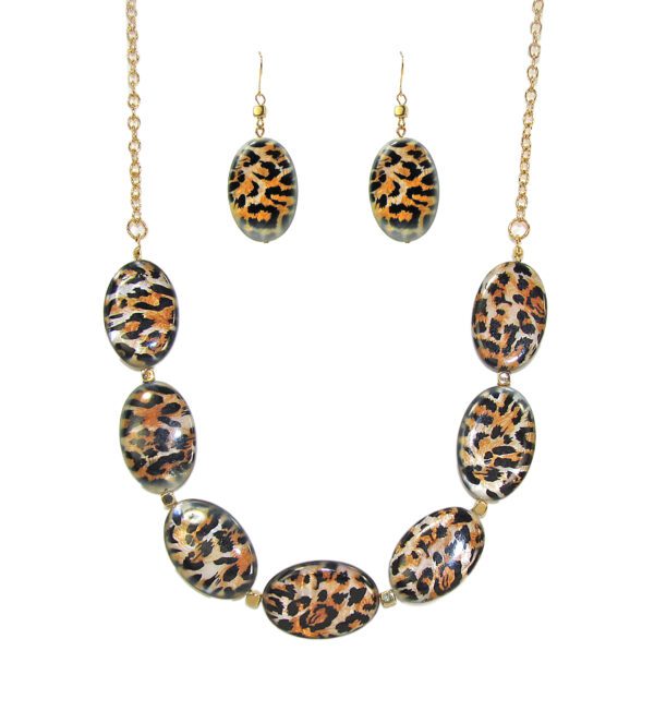 Animal Print Shell Necklace And Earring Set