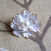 WHITE FLOWER PIN WITH PEARL - Image 6