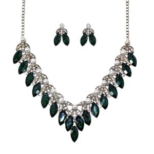 GREEN CRYSTAL AND WHITE PEARL NECKLACE AND EARRING SET