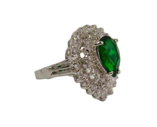 GREEN TEARDROP SHAPE CUBIC ZIRCONIA STONE RING SIZE 7 - Image 3