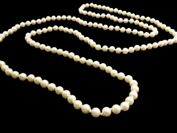 LONG WHITE GLASS PEARL NECKLACE HAND KNOTTED 58" - Image 4