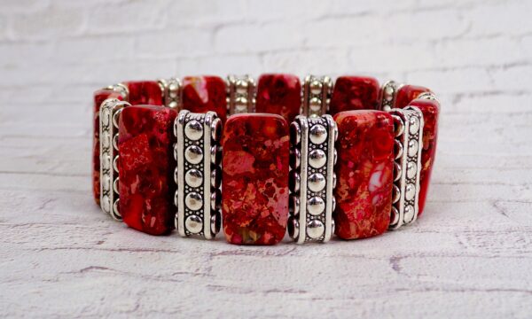 RED STONE STRETCH BRACELET WITH SILVER SPACER BARS - Image 2