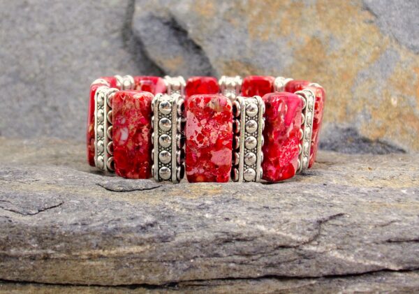 RED STONE STRETCH BRACELET WITH SILVER SPACER BARS - Image 8