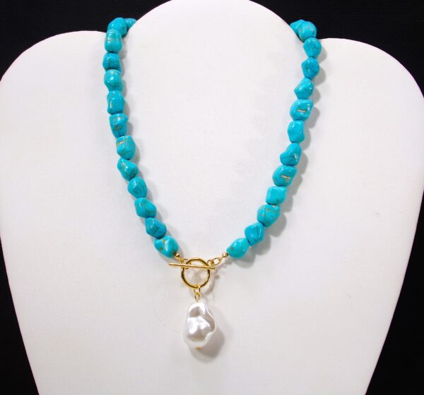 TURQUOISE STONE NECKLACE WITH WHITE PEARL BEAD PENDANT - Image 2