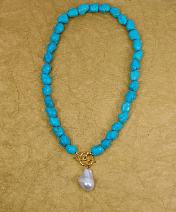 TURQUOISE STONE NECKLACE WITH WHITE PEARL BEAD PENDANT - Image 4