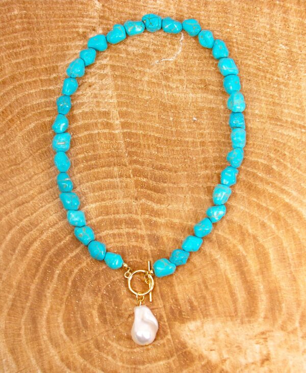 TURQUOISE STONE NECKLACE WITH WHITE PEARL BEAD PENDANT - Image 9