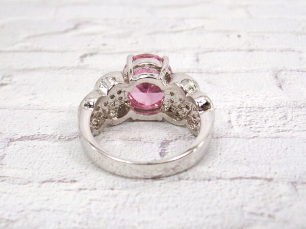 PINK OVAL CUBIC ZIRCONIA STONE RING SIZE 8 - Image 8