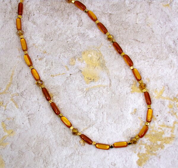 BROWN BEAD NECKLACE AND EARRING SET - Image 6