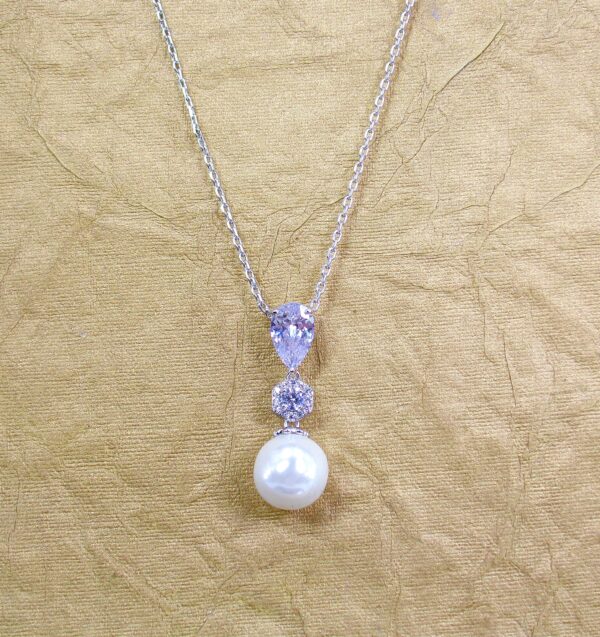 WHITE PEARL PENDANT WITH CLEAR CUBIC ZIRCONIA STONES - Image 2