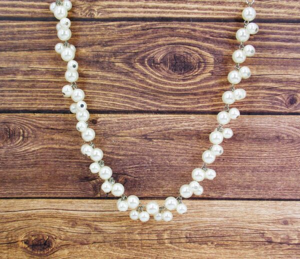 WHITE PEARL BEAD NECKLACE - Image 7