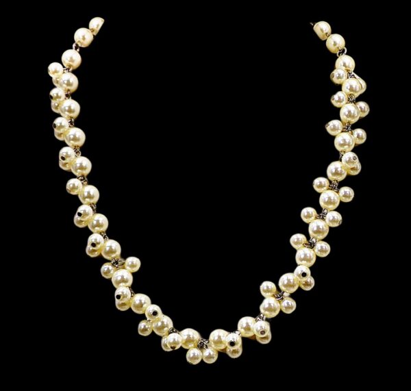 WHITE PEARL BEAD NECKLACE - Image 8