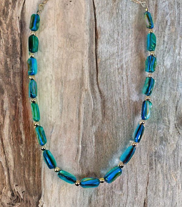 BLUE SHELL BEAD NECKLACE - Image 2