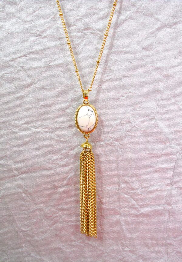 WHITE STONE PENDANT NECKLACE WITH TASSEL CHAIN - Image 6