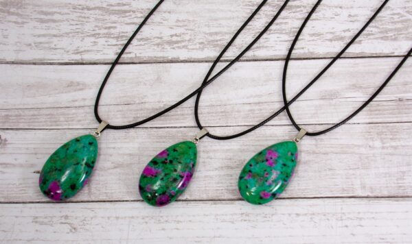 RUBY IN ZOISITE TEARDROP STONE PENDANT NECKLACE - Image 7