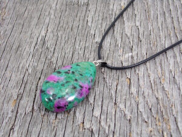 RUBY IN ZOISITE TEARDROP STONE PENDANT NECKLACE - Image 6