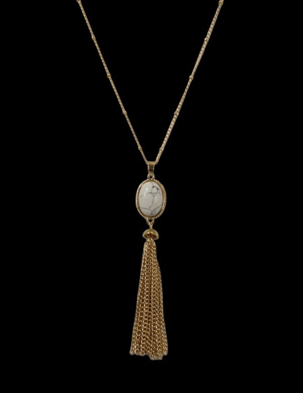 WHITE STONE PENDANT NECKLACE WITH TASSEL CHAIN - Image 5