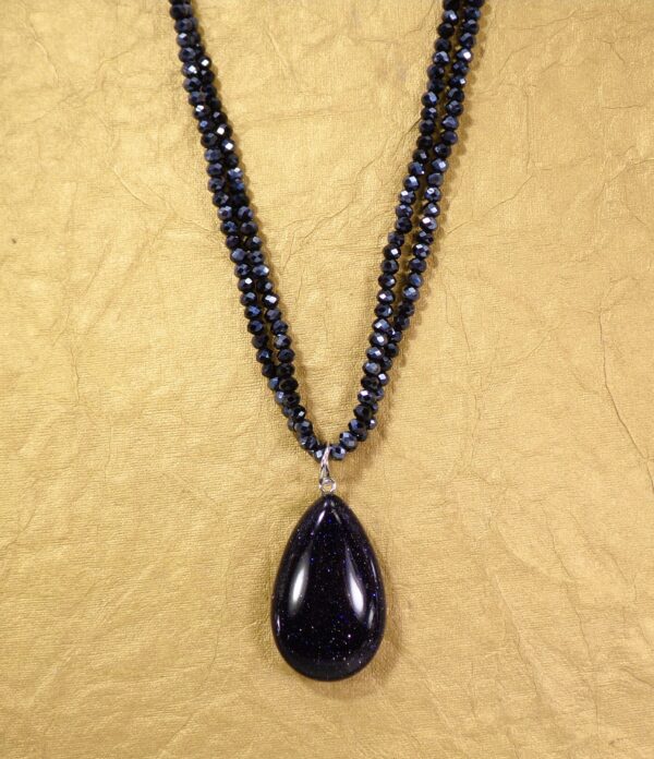 SPARKLING BLUE GOLDSTONE PENDANT AND GLASS BEAD NECKLACE - Image 7