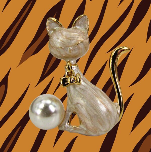 CAT PIN BROOCH WITH PEARL - Image 5