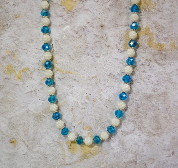 BLUE GLASS AND WHITE BEAD NECKLACE AND EARRING SET - Image 3
