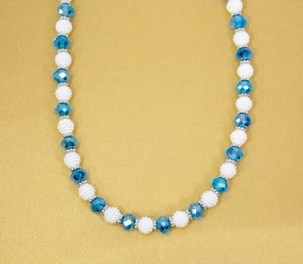 BLUE GLASS AND WHITE BEAD NECKLACE AND EARRING SET - Image 9