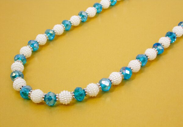 BLUE GLASS AND WHITE BEAD NECKLACE AND EARRING SET - Image 10