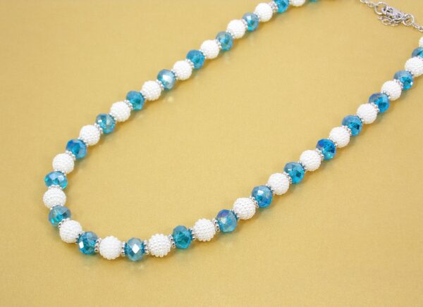 BLUE GLASS AND WHITE BEAD NECKLACE AND EARRING SET - Image 12
