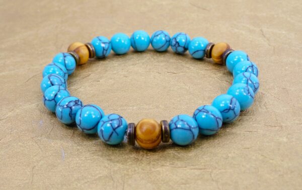 TURQUOISE STONE AND WOOD BEAD BRACELET - Image 4