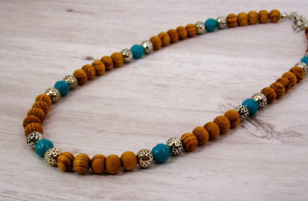 WOOD BEAD NECKLACE WITH TURQUOISE AND SILVER - Image 2